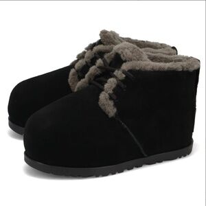 NWOB $200 Original UGG Pumped Lace Up Suede Ankle Boot BLACK 1158261